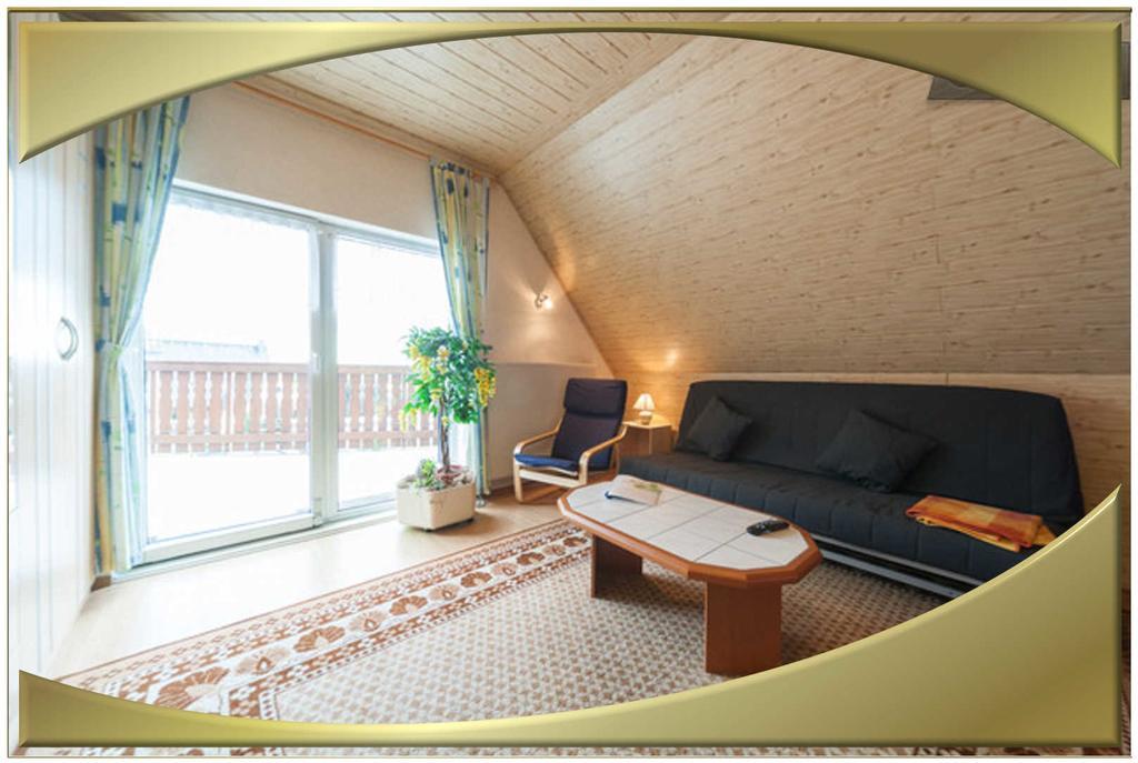 Gasthaus Falkenhain アルテンベルク エクステリア 写真